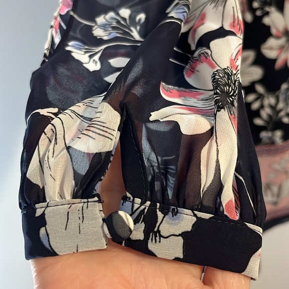 Vince Camuto Dress - Picture 5 of 10